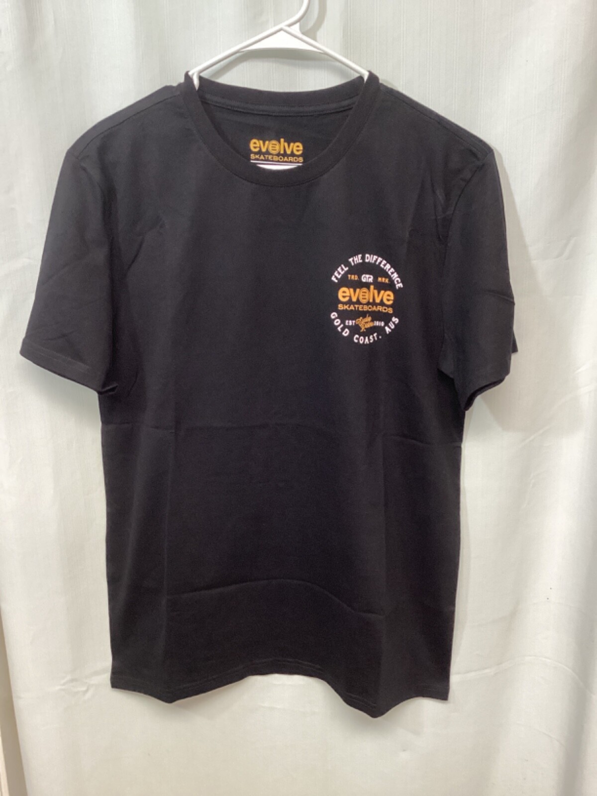 EVOLVE Skateboards Black Medium Cotton T Shirts T 17