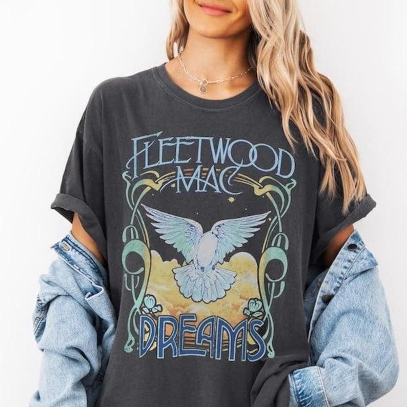 Fleetwood Mac Dreams Shirt Vintage Rock Band Tee Retro Music Graphic T-shirt 90s