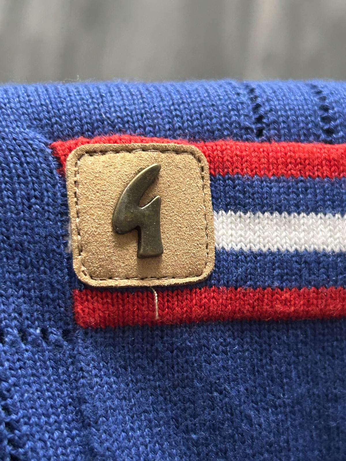 Gabicci Knit T Shirt Medium Blue Ringer High Round Neck Short Sleeve Pocket Tee