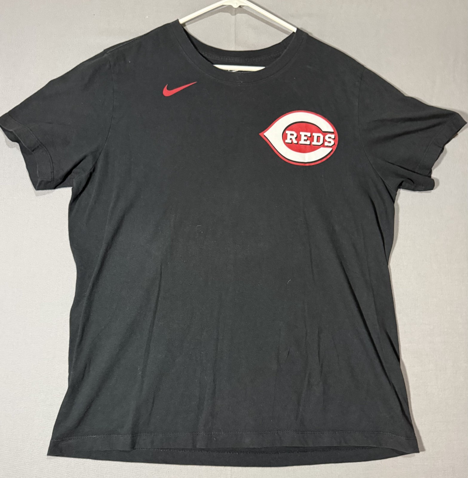 Nike Cincinnati Reds T-Shirt Men’s Large Black MLB Baseball Tee Shirt