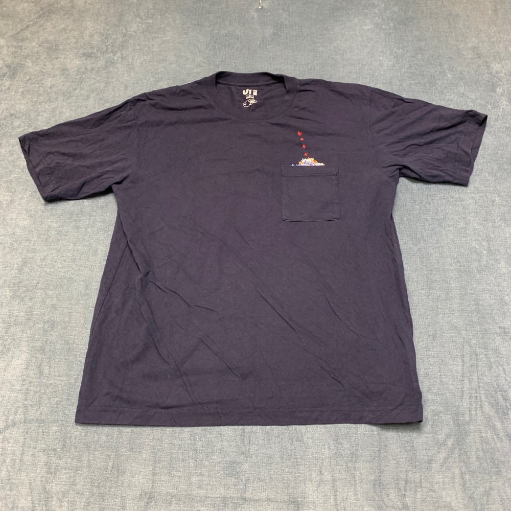 Uniqlo T-Shirt Mens Medium Navy Blue Cotton Work Graphic Casual Everyday Wear