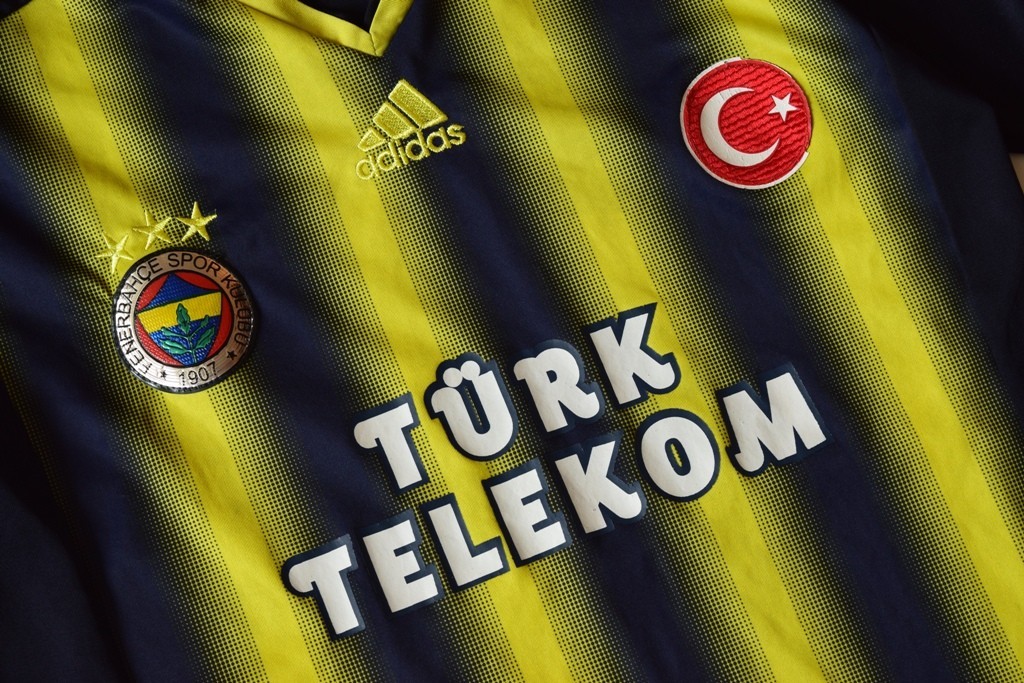 Adidas 2013-14 Fenerbahce SK Home Football Jersey