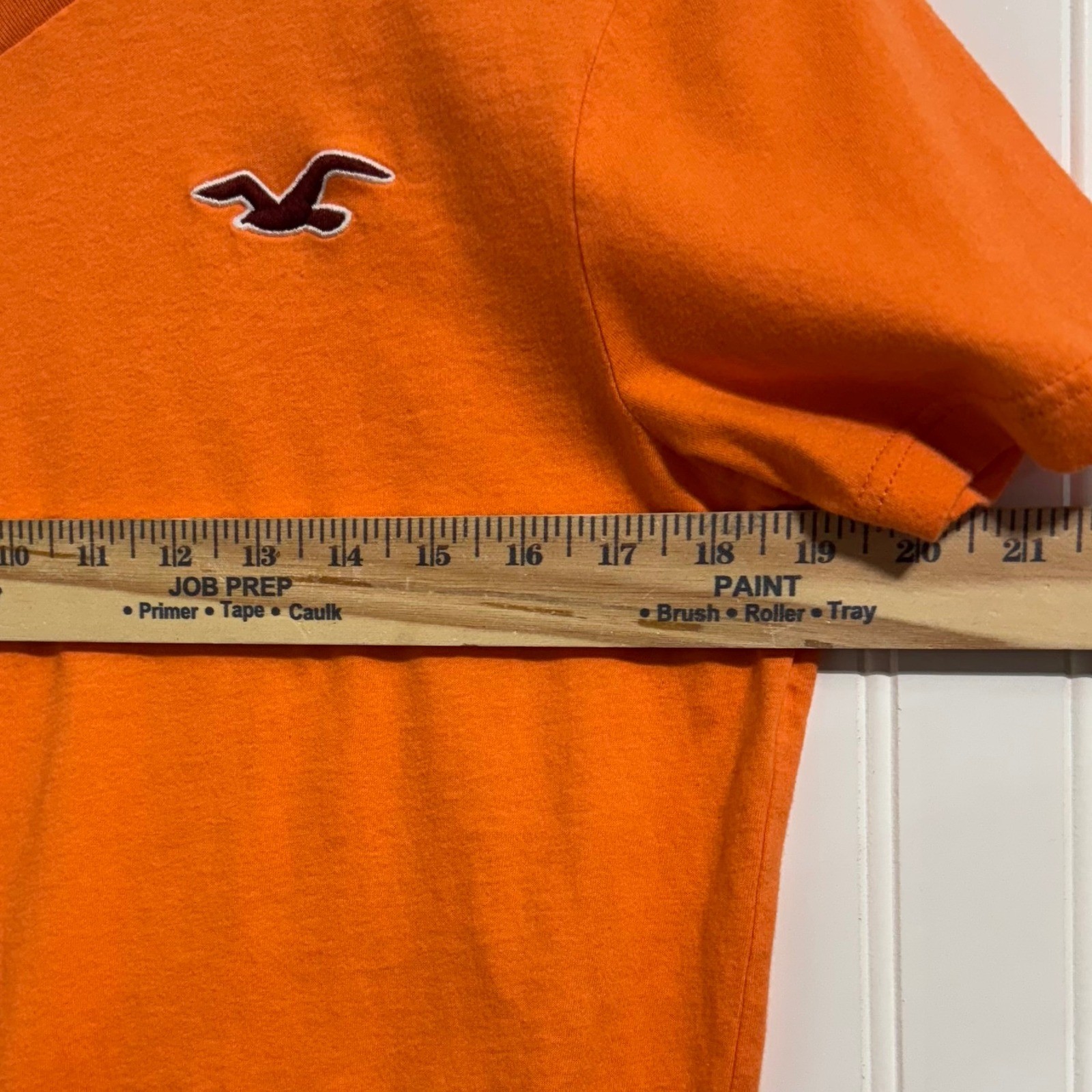 Hollister Orange V-Neck T-Shirt Icon Seagull Logo 100% Cotton Men’s Size Y2K
