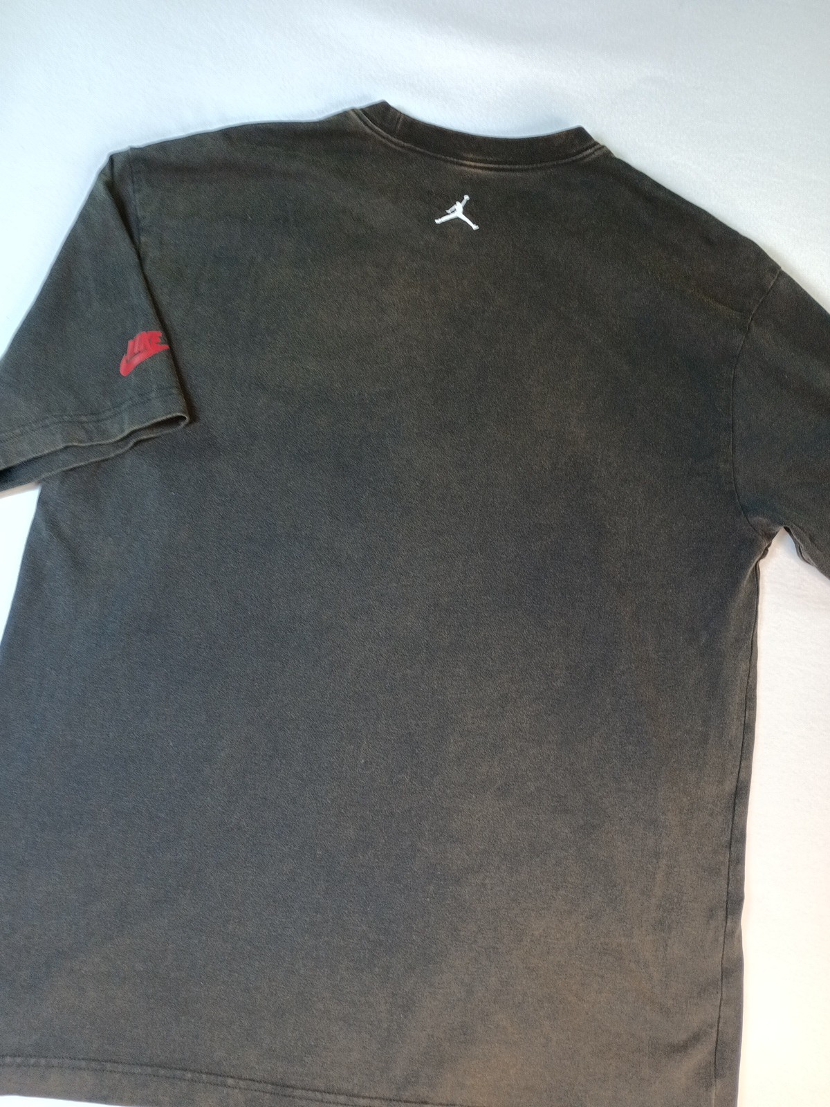 Nike Air Jordan Reissue Graphic T-Shirt Black Red & White Men’s Sz M
