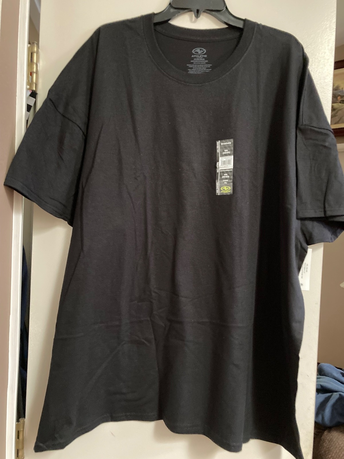Athletic Works Men’s size 4XL Solid Black Lightweight Breathable T Shirt NWT