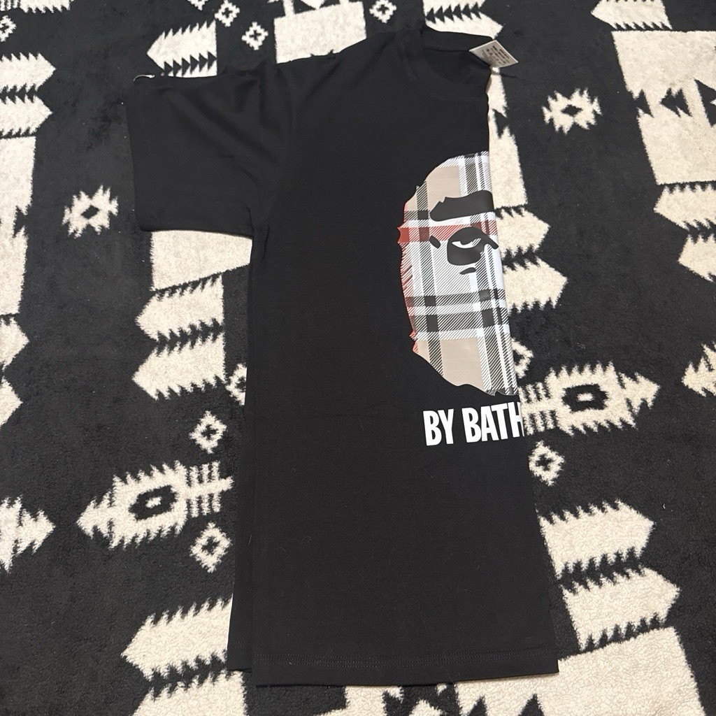 A Bathing Ape BAPE Men’s Black Graphic Logo Crew Neck Short Sleeve Tee M