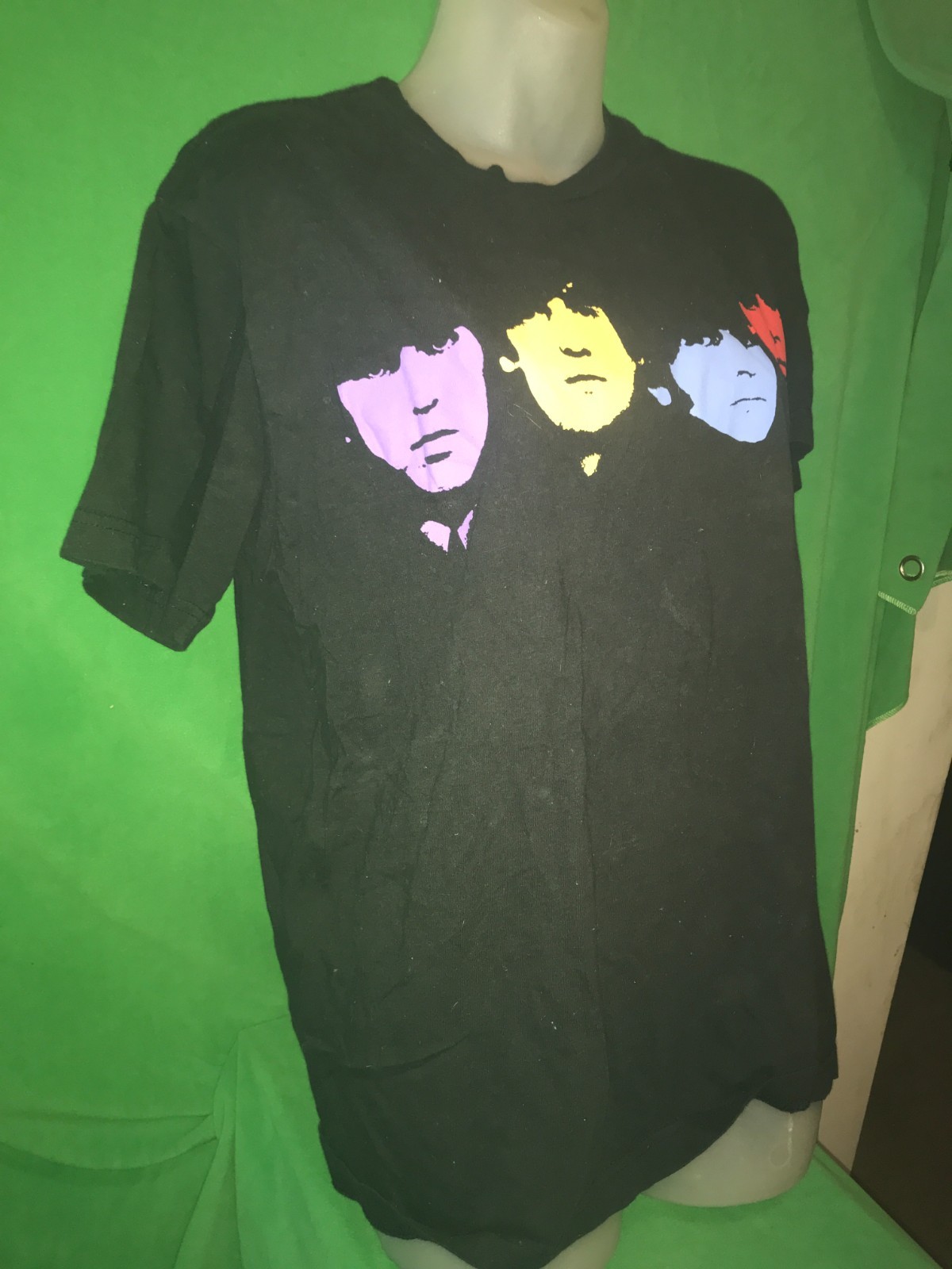 THE BEATLES POP ART STYLE BAND MEMBERS SHIRT MEDIUM