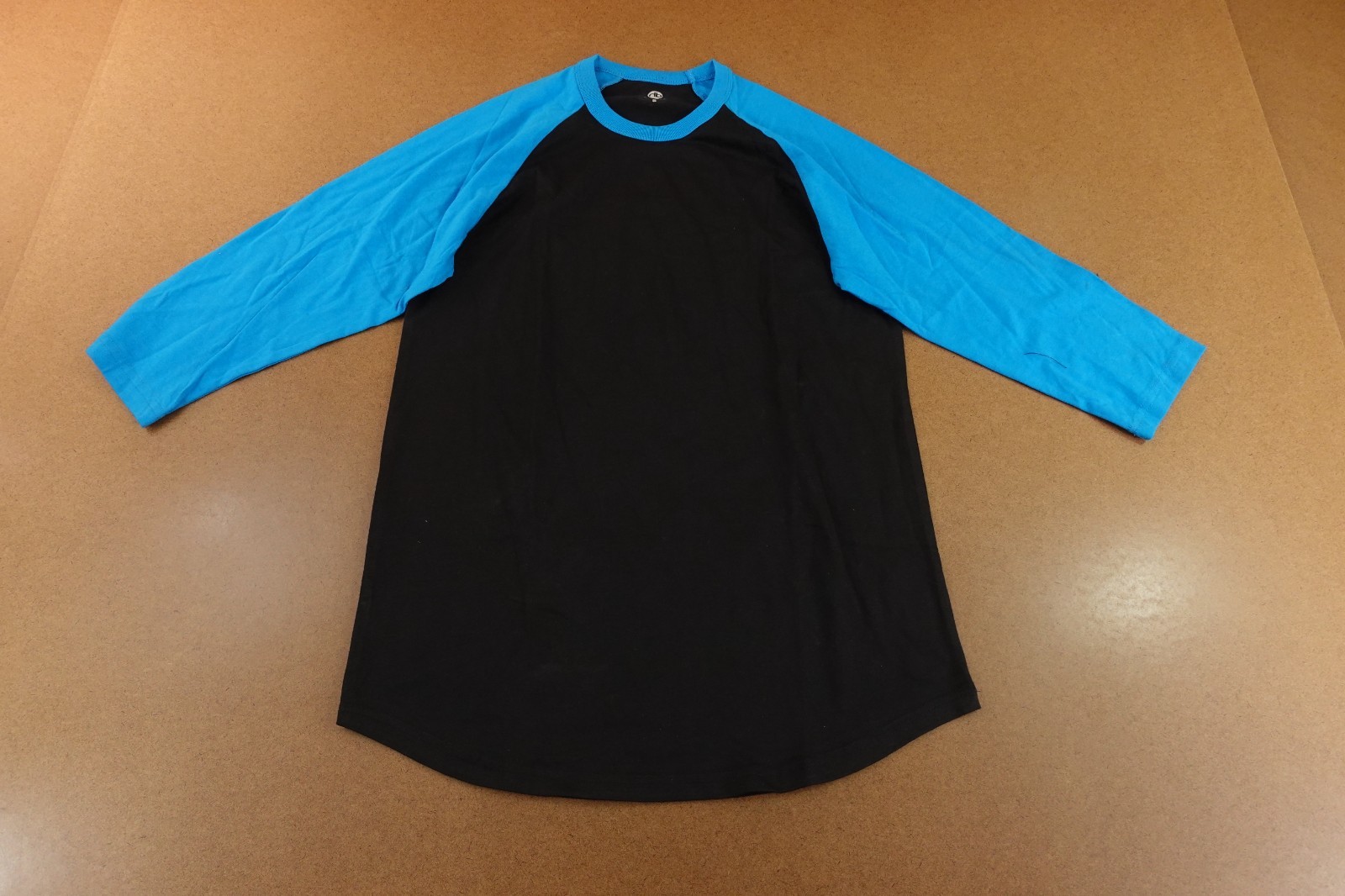 Hat And Beyond Mens Size Small Black Blue 3/4 Raglan Sleeve T-Shirt New