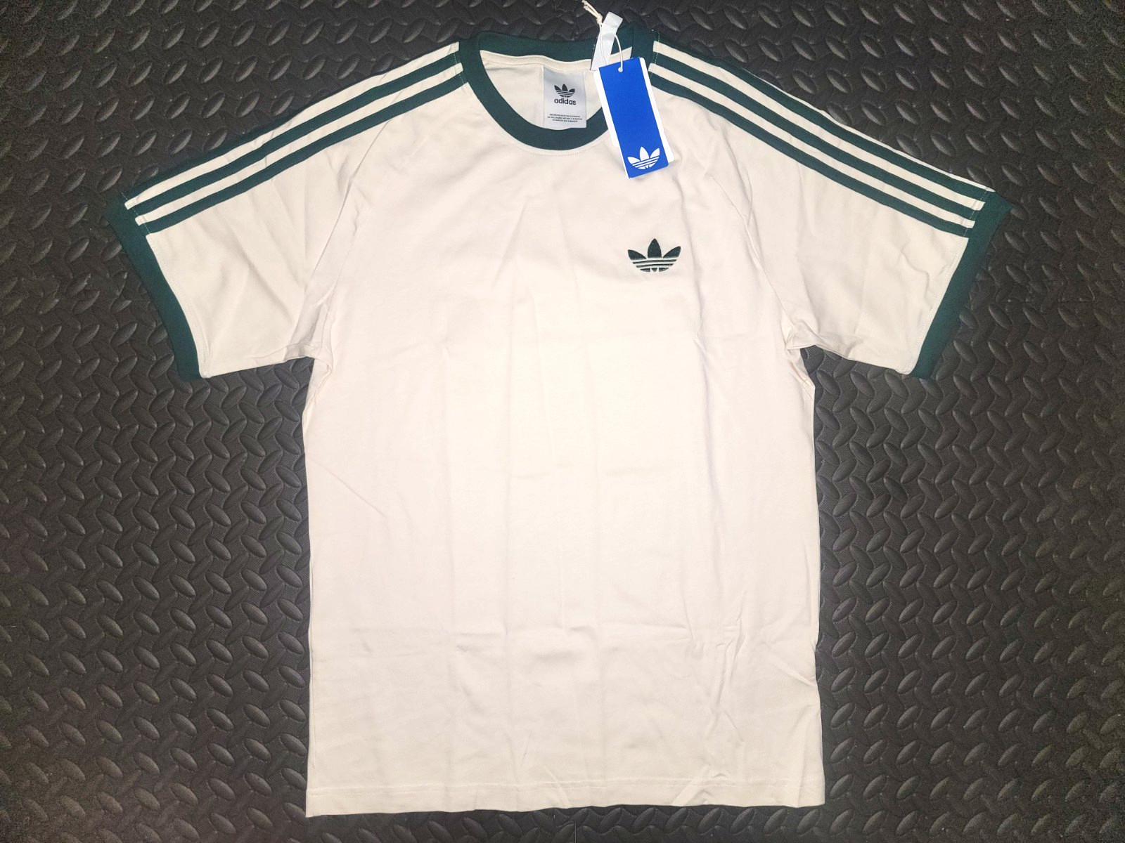 RARE NEW MENS ADIDAS ORIGINALS CALIFORNIA 3 STRIPES TREFOIL SHIRT ~ MEDIUM #HY79