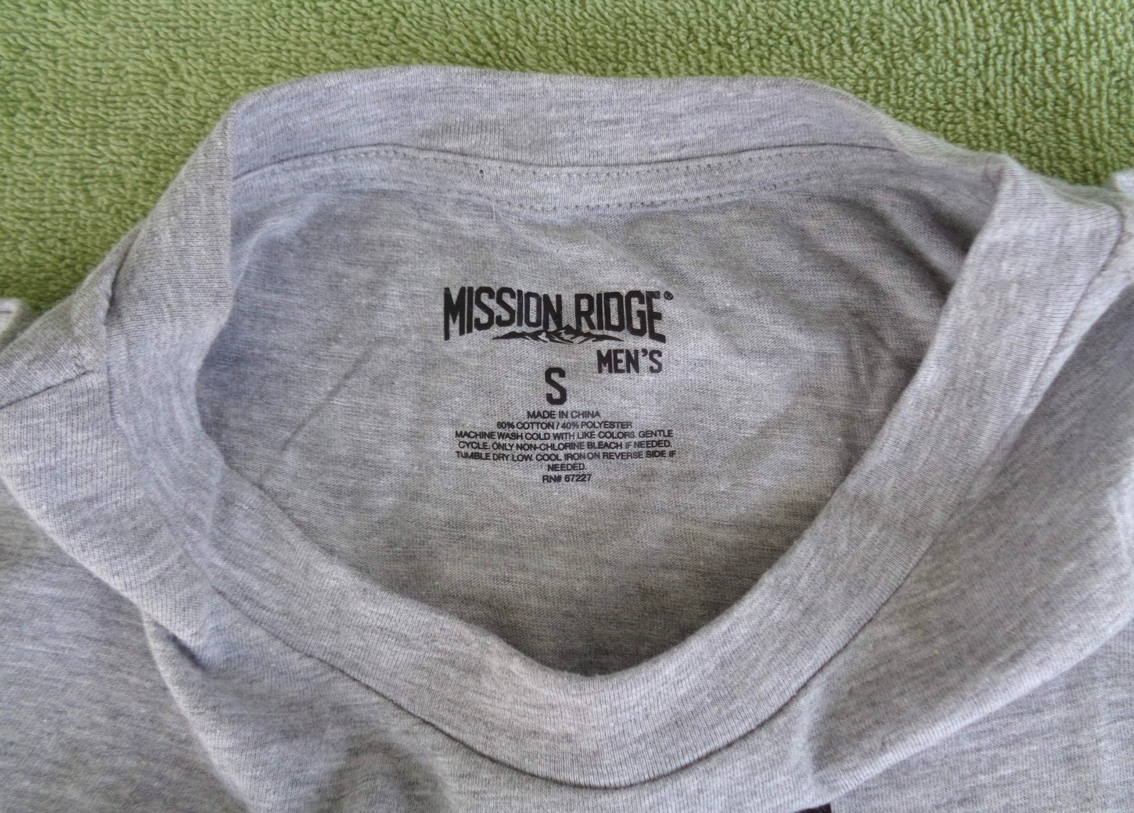 Mission Ridge Men’s Halloween T-Shirt- I’m Spooky All Year Round- Size S- NEW