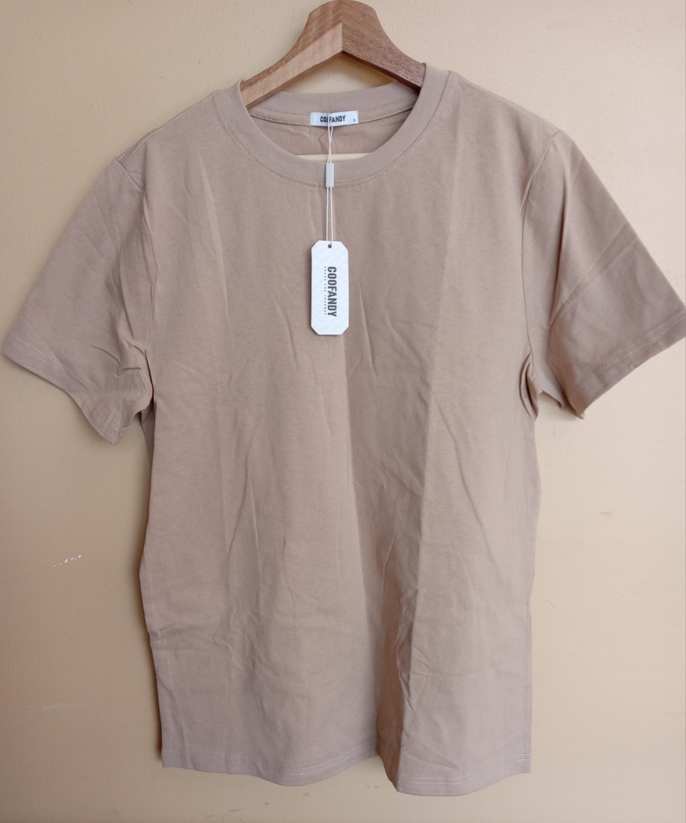 COOFANDY Men’s Size S Small Khaki Short Sleeved Tee