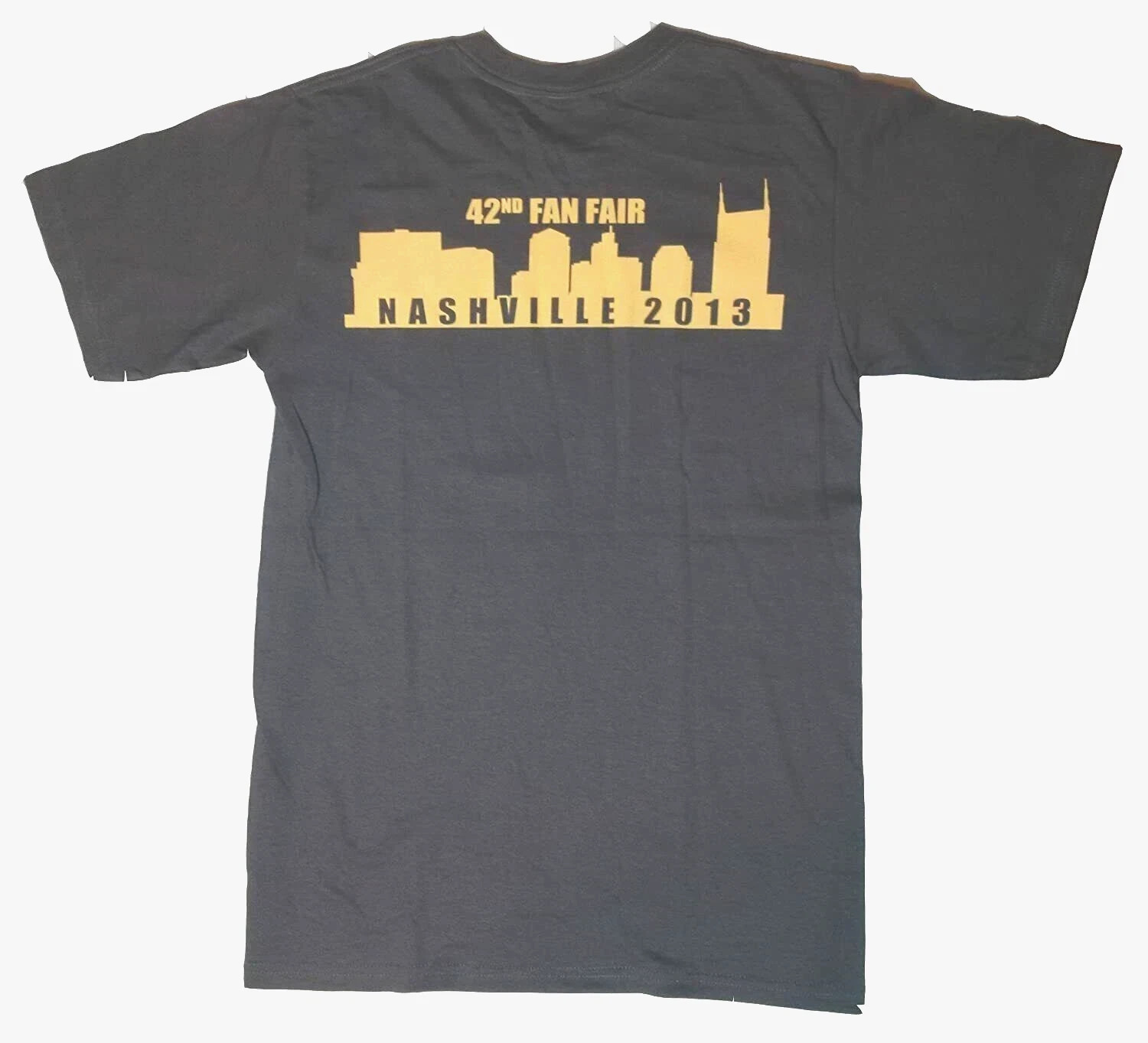 CMA Mens Country Music Festival 2013 Nashville 42nd Fan Fair Shirt New S, XL