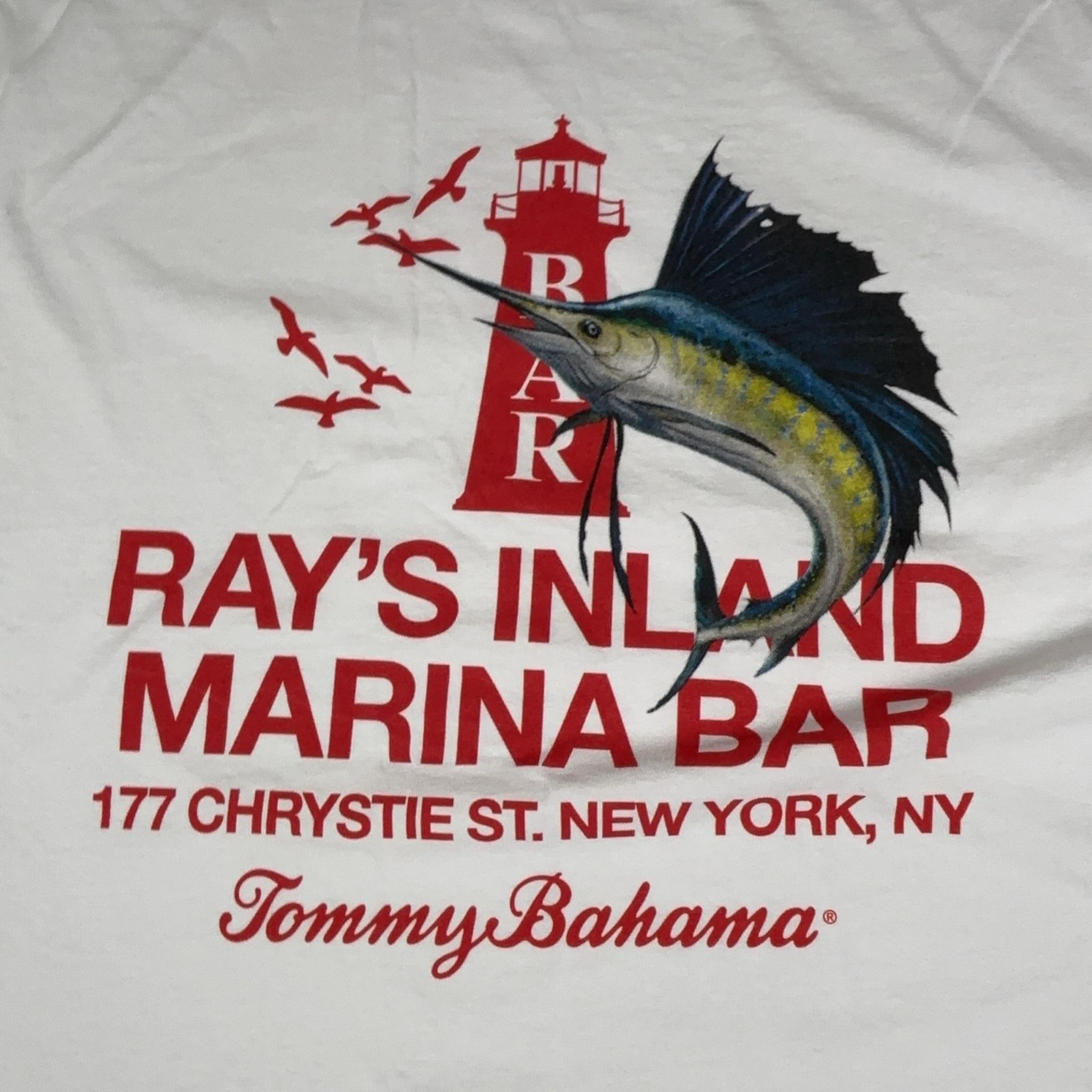 Tommy Bahama T-Shirt Mens 2XL White Rays Inland Marina Bar Graphic Tee
