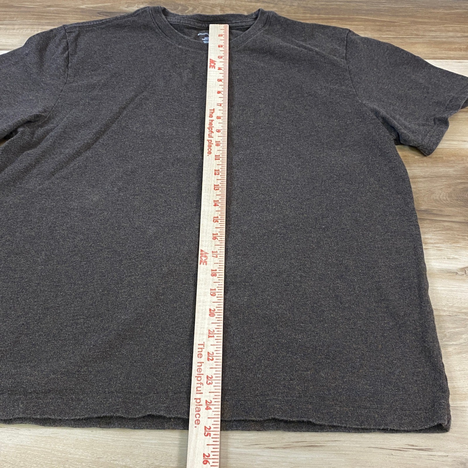 Banana Republic Tee Mens M Minimalist Organic Cotton Midweight Crewneck Brown