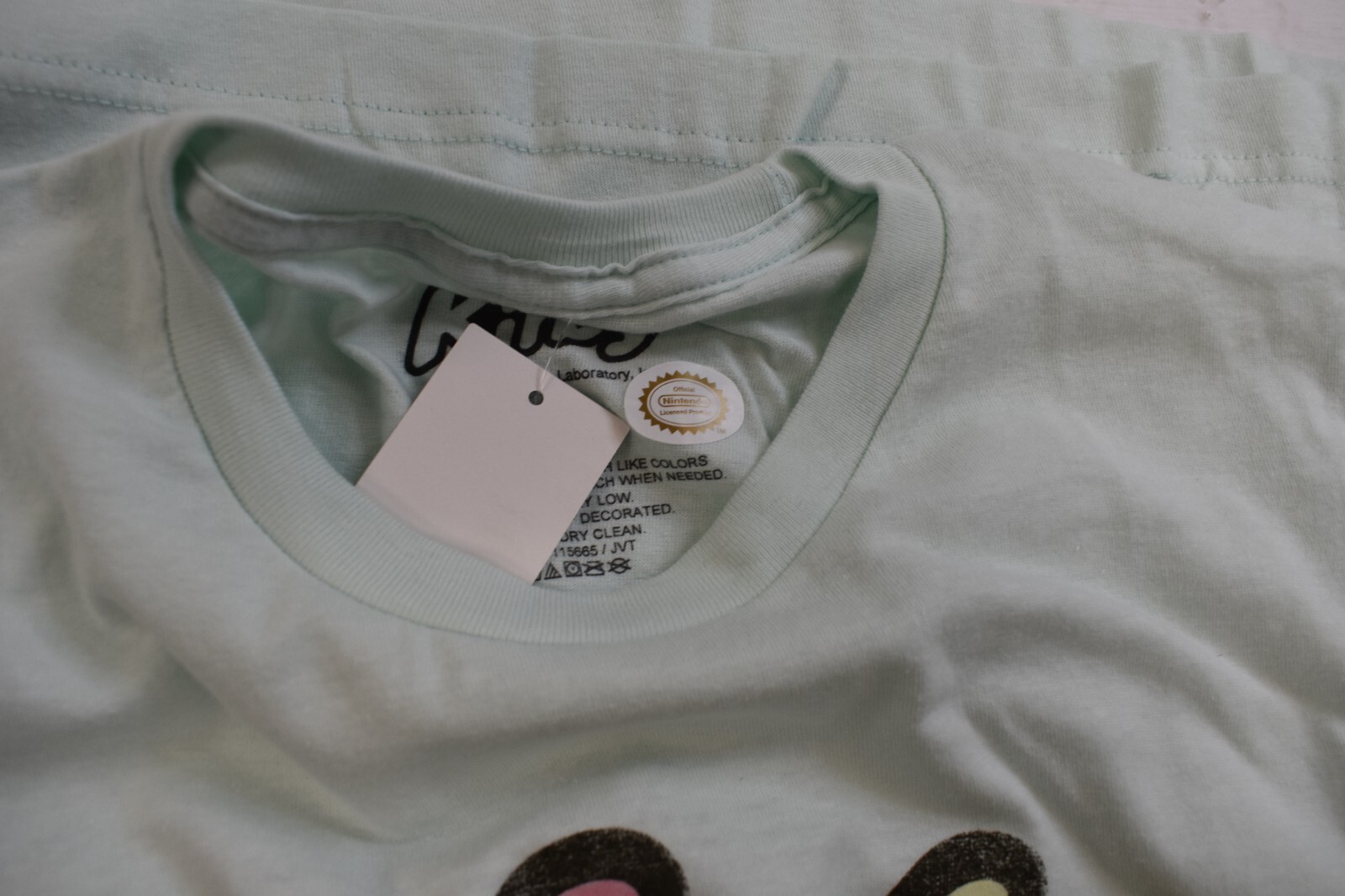 Nintendo Kirby Mens Kirby Rainbow Star Graphic Celadon Shirt NWT Small