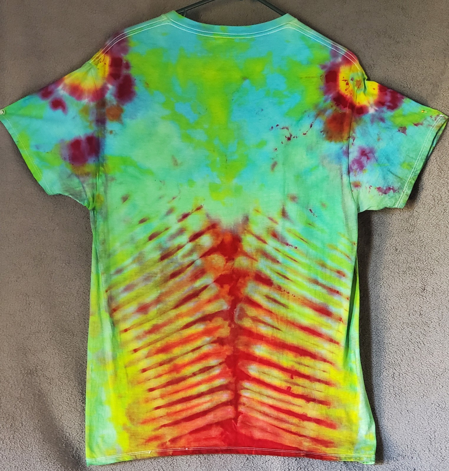 HANES SIZE LARGE 100% Cotton Tye Dyed Shirt Pre-washed WON’T FADE VERY SOFT