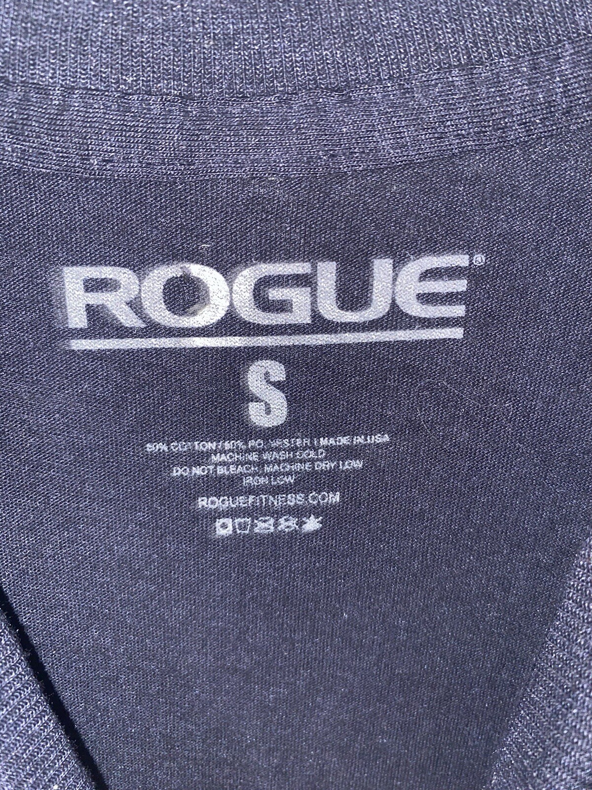 Rogue Fitness Bar Bell Club T Shirt Small