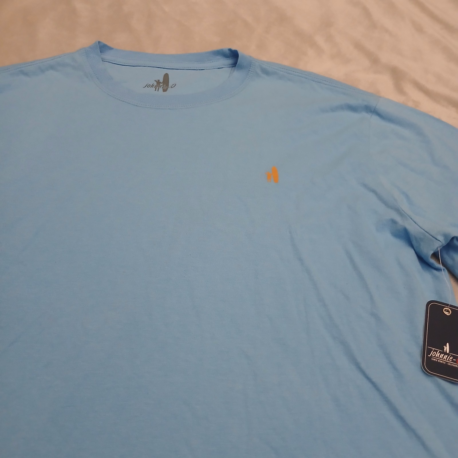 Johnnie-O T-shirt Mens Size M Malibu Blue Surf Wagon Graphic Crew-Neck NWT