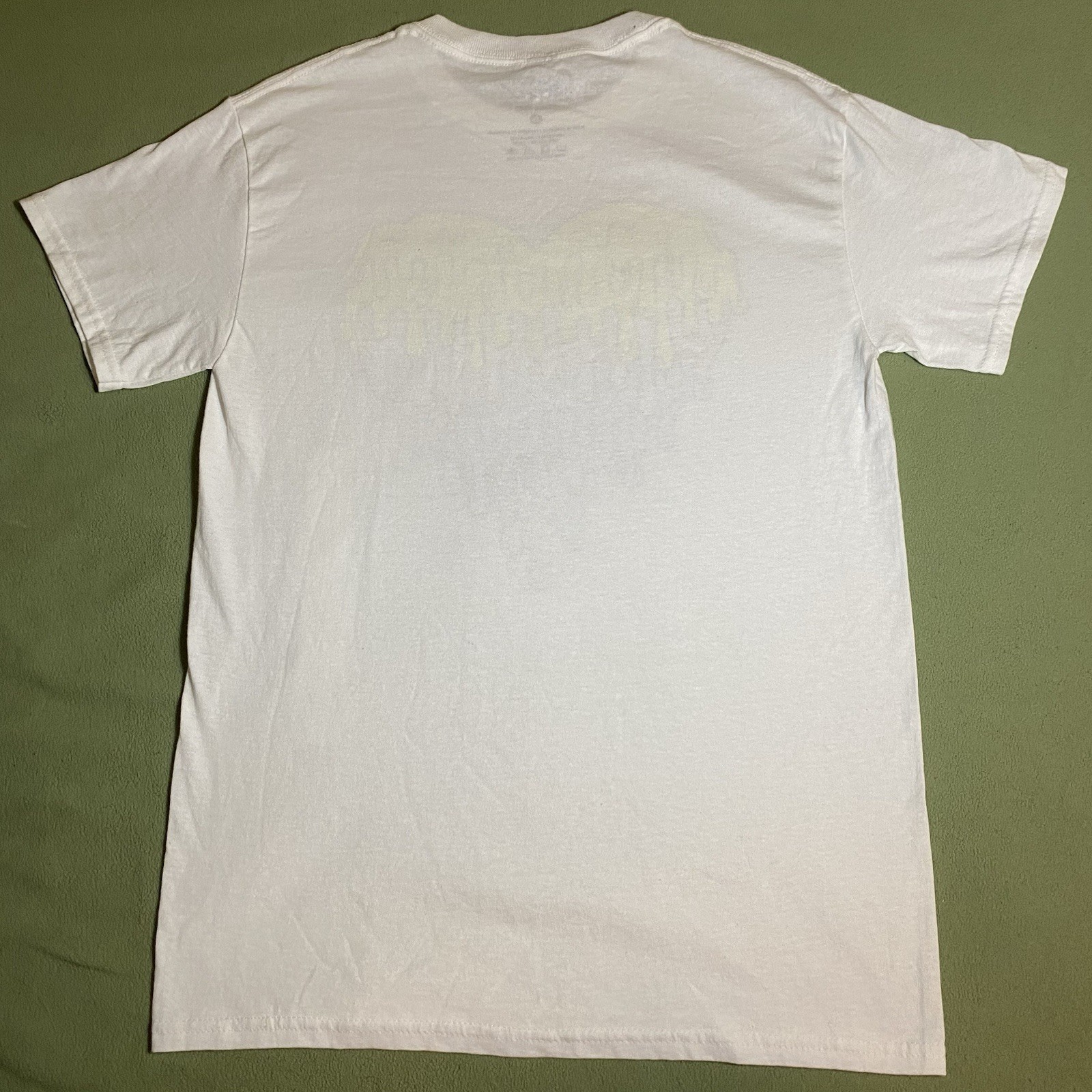 Spencers Non Binary Dripping Heart T-shirt Size Small NWT