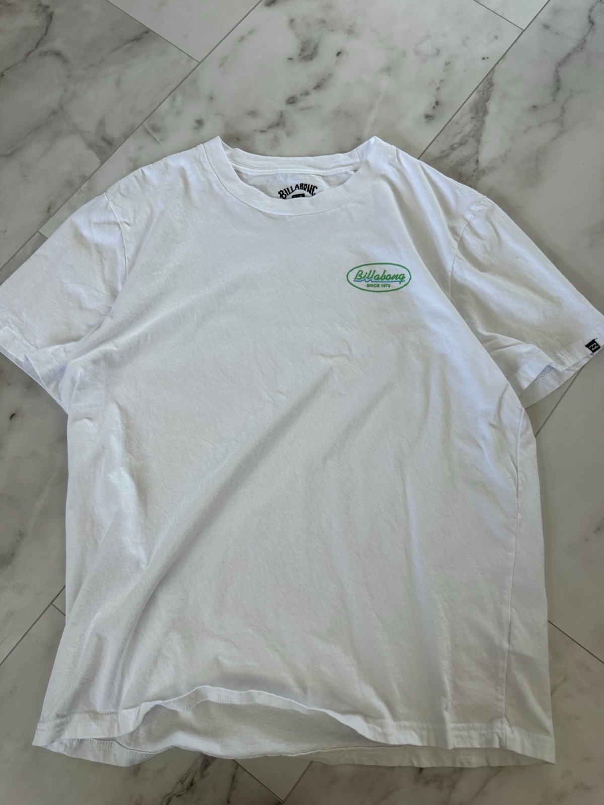 Men’s Billabong Surf Wear T Shirt Brand New Size Large Shrunk Fits Like A Medium