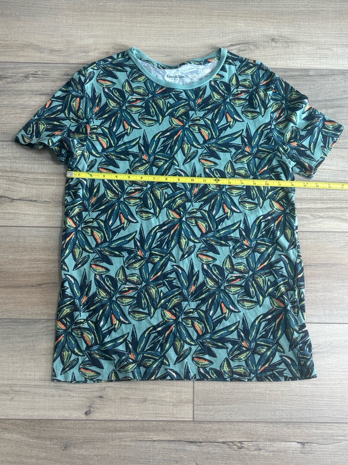 Goodfellow & Co Men’s M Floral Tropical Knit Crew Neck Short Sleeve Tee