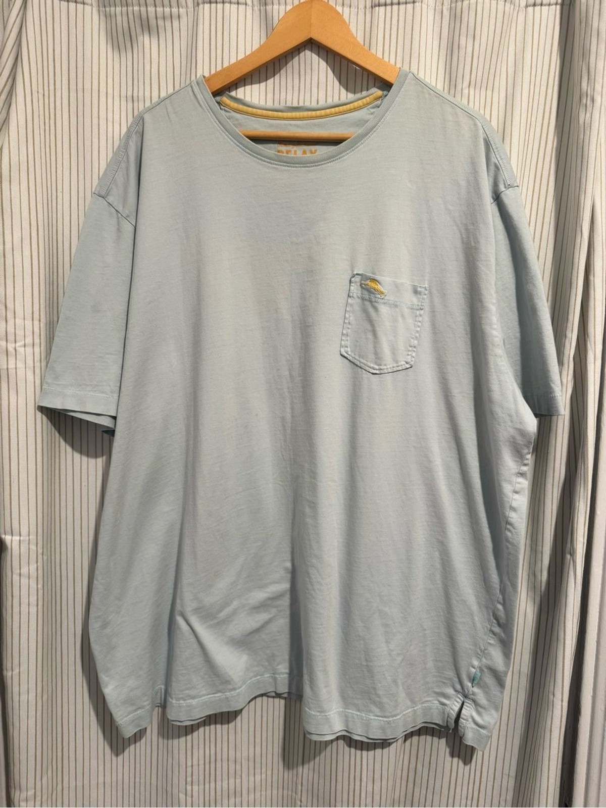 Tommy Bahama Men’s Light Blue Pocket Tee – 3XL