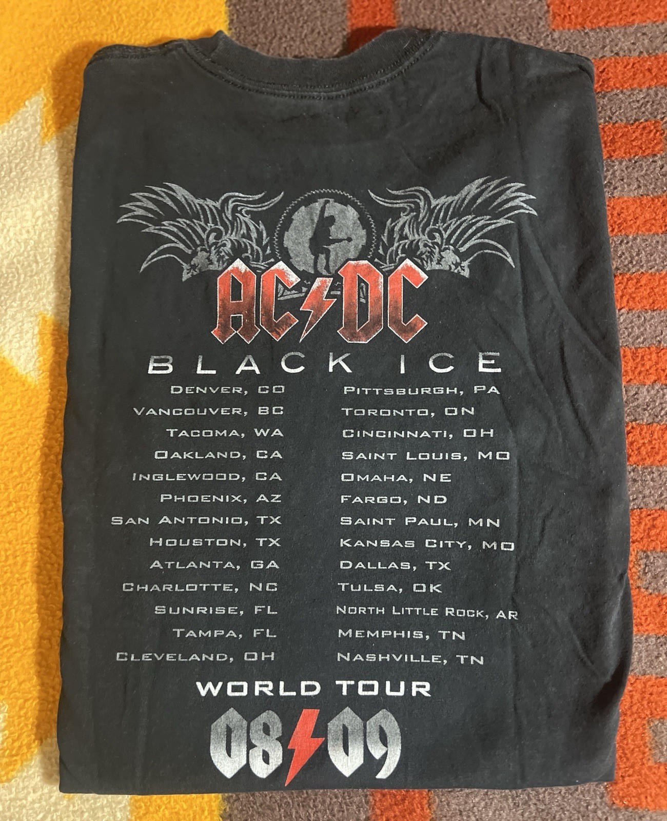 AC/DC BLACK ICE 08/09 WORLD TOUR CONCERT TEE Adult M( pit to pit 20”)