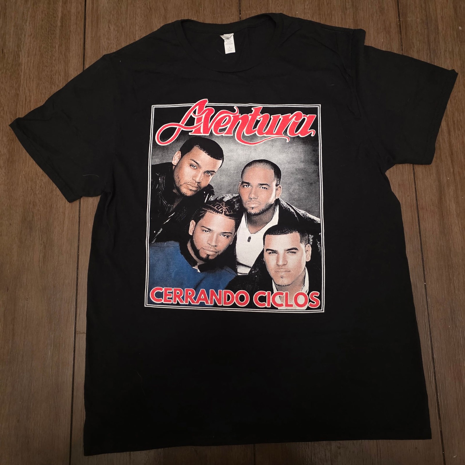 Aventura Cerrando Ciclos 2024 Farewell Tour Graphic T-Shirt