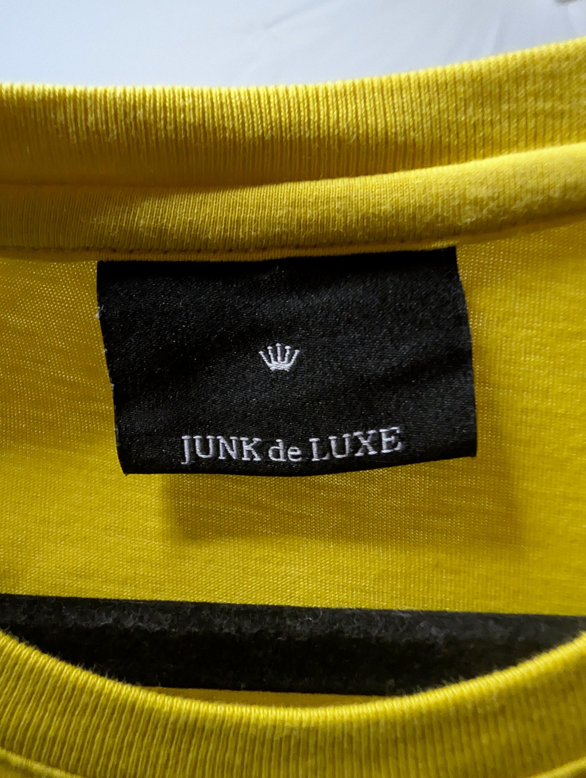 Junk de Luxe Monkey Artwork Rebel M Yellow Tee Shirt 20″ W X 29.5″ L 60-452003US