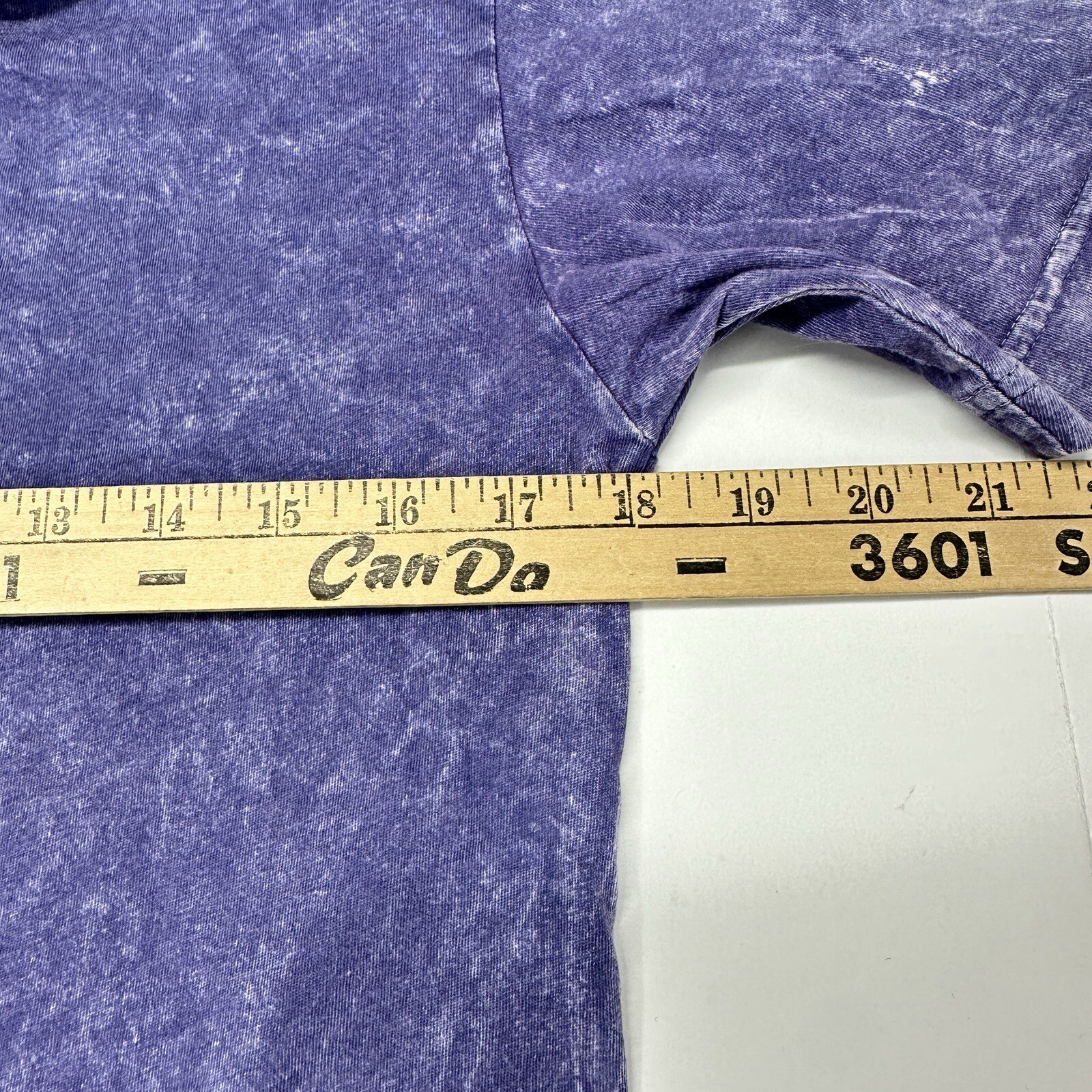 Simple Threads Shirt Adult Unisex M Purple Distressed Style Short Sleeve