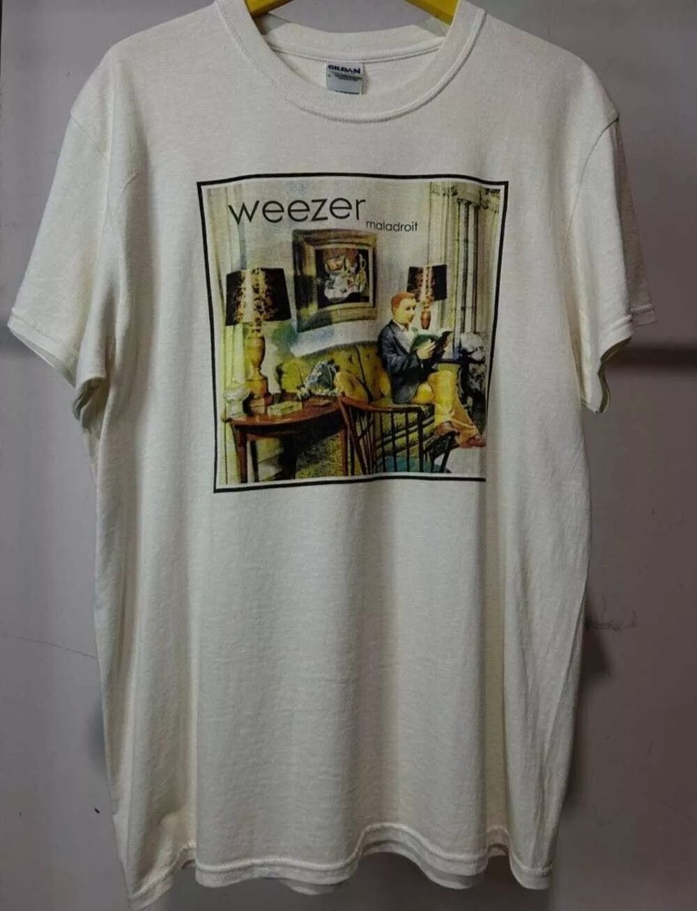 Vintage 00s Weezer Maladroit Band White Short Sleeve Unisex T-shirt KH14386