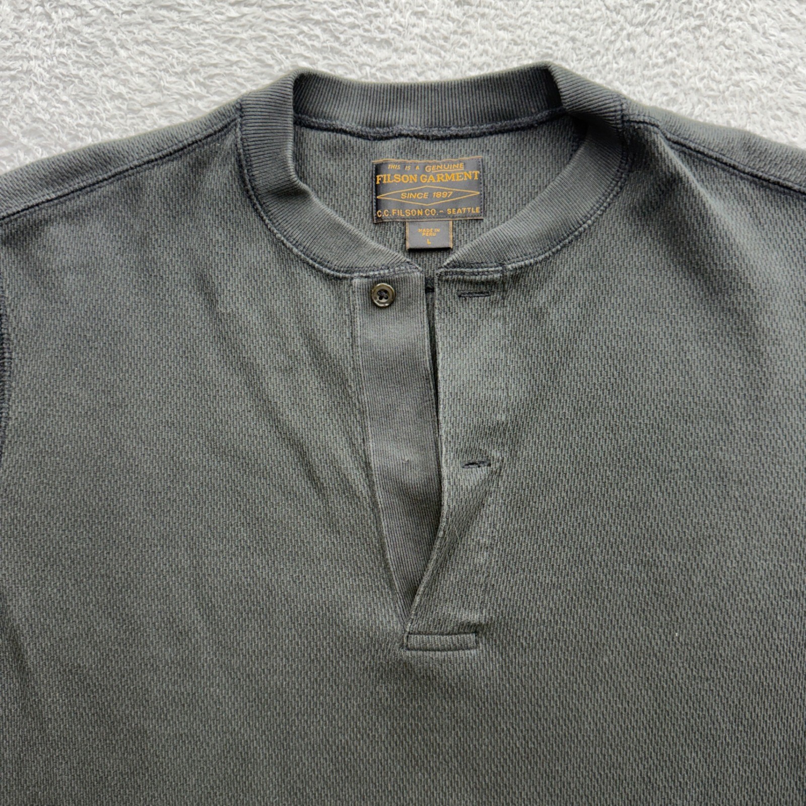 Filson Mens Waffle Knit Thermal Henley Shirt Charcoal Grey Long Sleeve Size L
