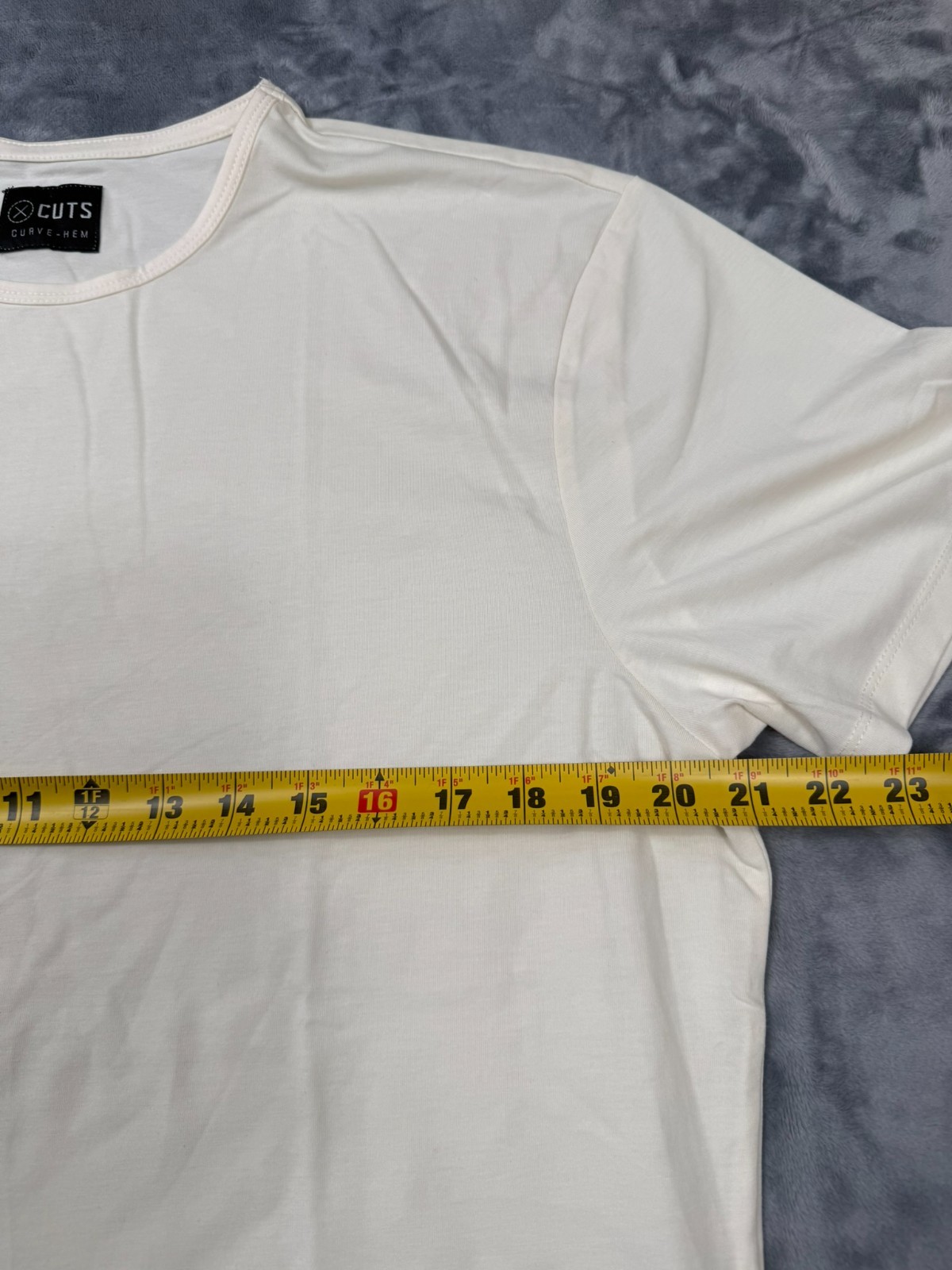 Cuts Clothing Short Sleeve Curve-Hem T-Shirt Mens Extra Large Ivory Pyca Pro