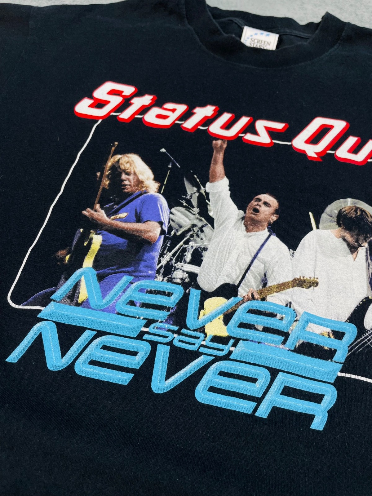 Vintage Status QUE Never Say Never 2001 Tour Band T-Shirt Men’s Size L