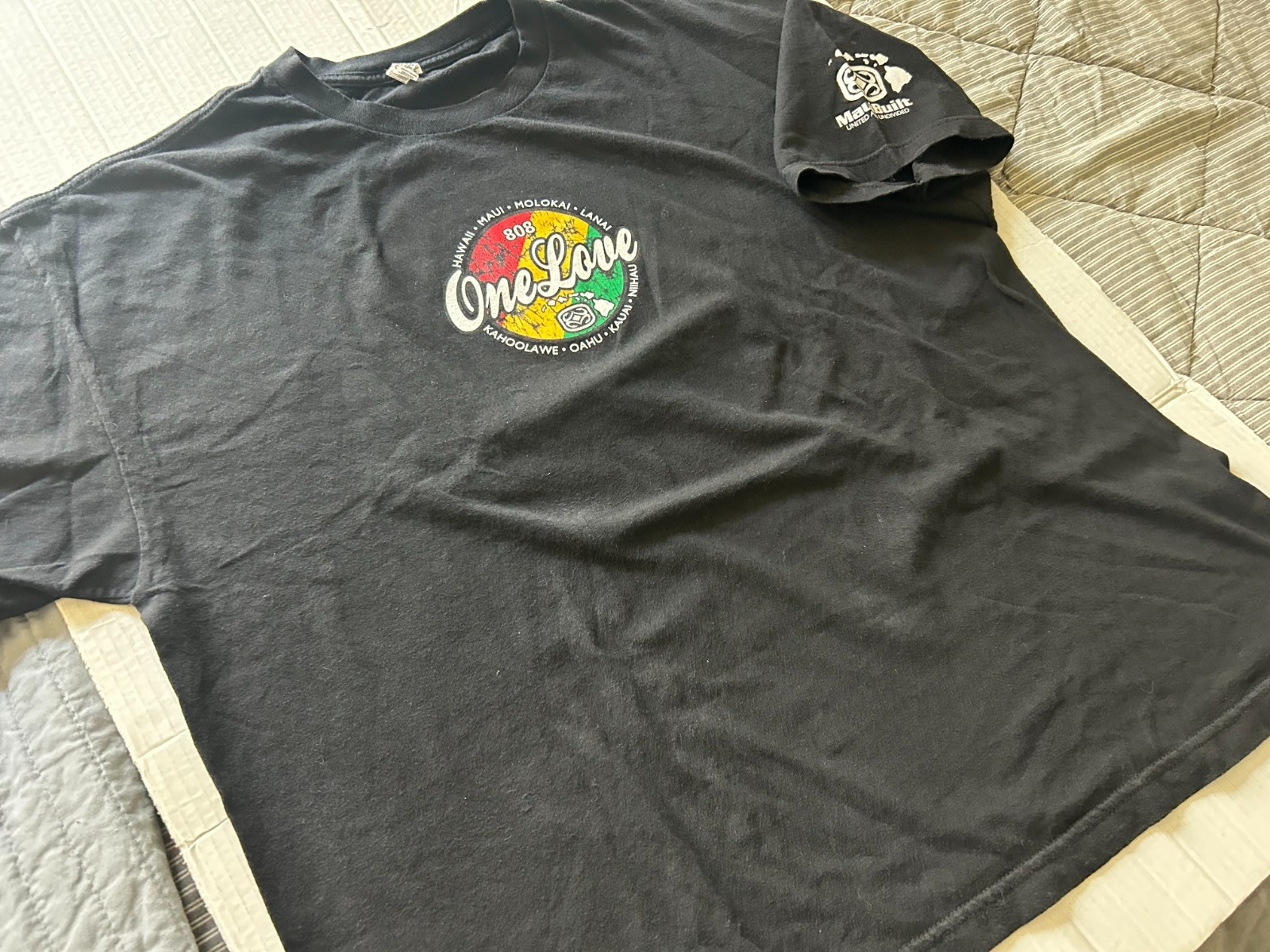 MAUI BUILT 808 ONE LOVE DISTRESSED 2XL BLK SHORT SLEEVE T SHIRT.SEE DESCRIPTION