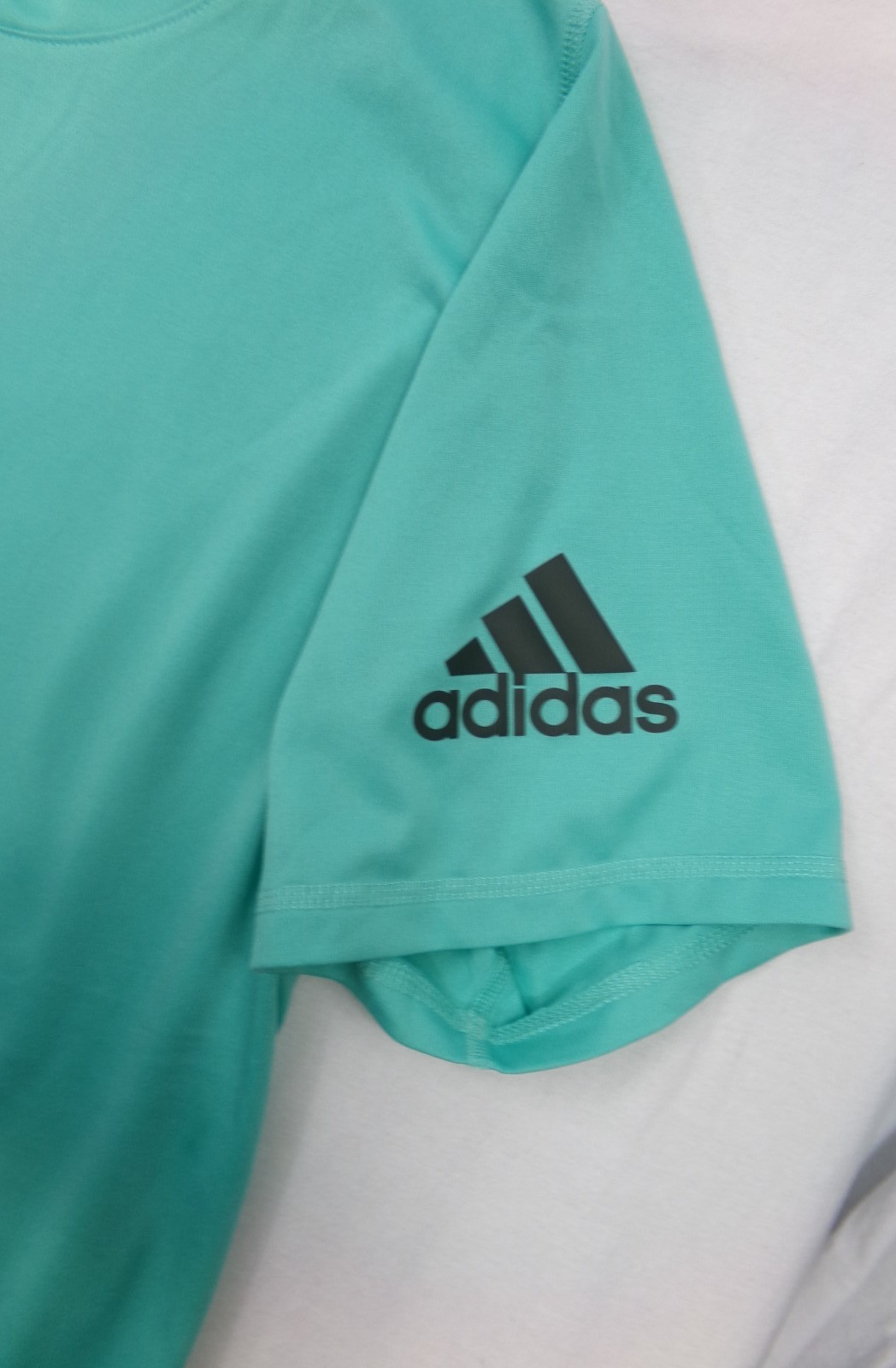 Adidas Freelift Prime Green Performance Training Shirt Men’s Medium – EUC