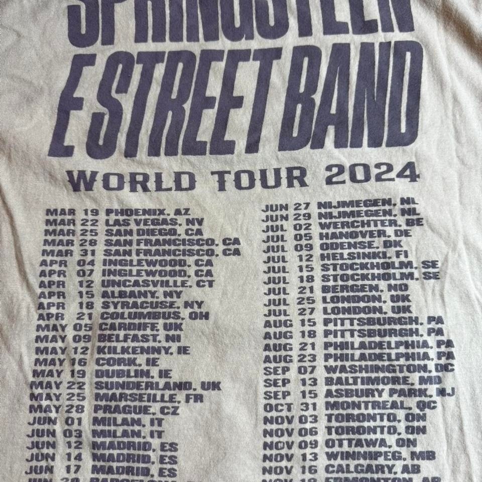 Bruce Springsteen E Street Band 2024 World Tour T-Shirt Tan Unisex Medium