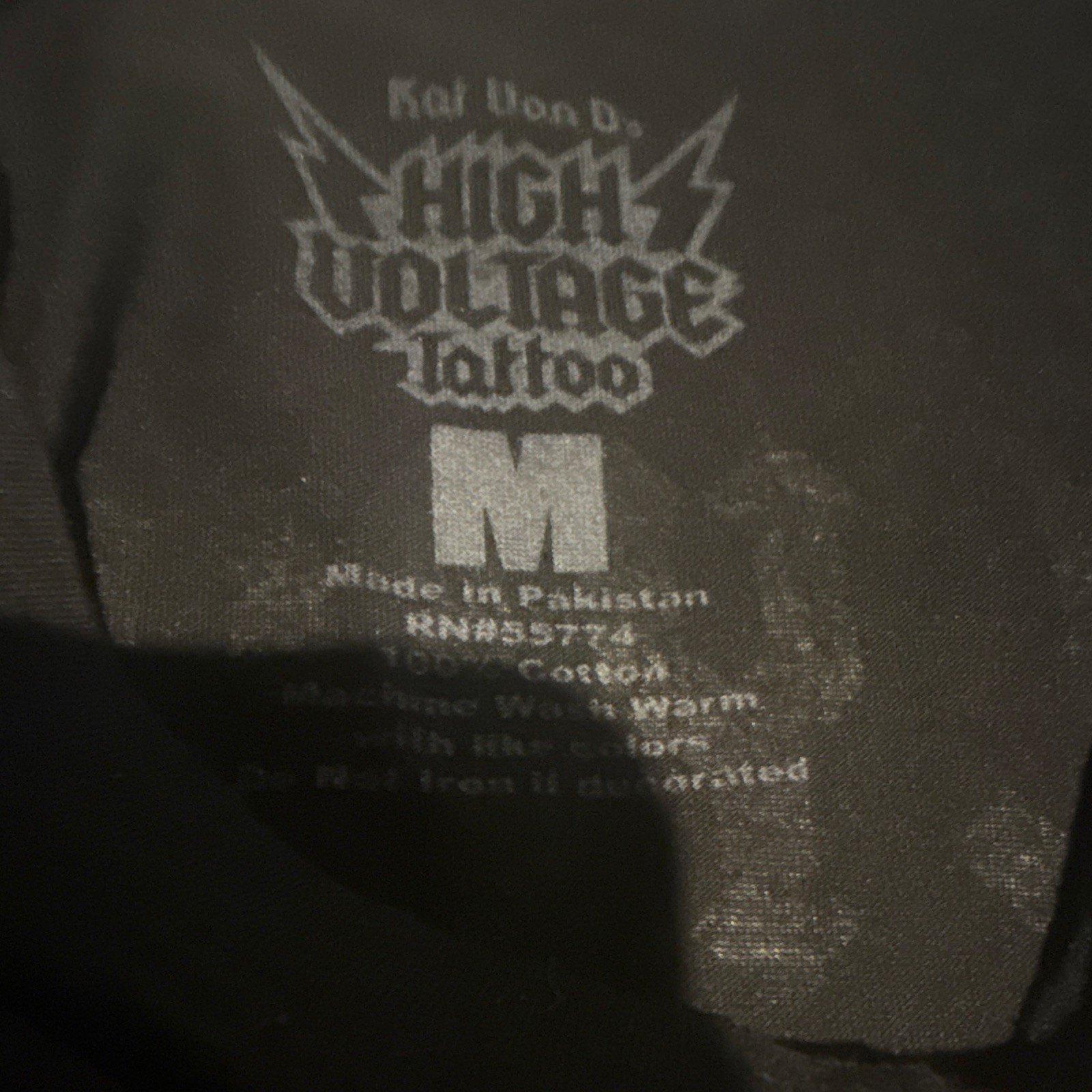 Kat Von D High Voltage Tattoo Black Skull Graphic Logo Crew Neck T-Shirt M