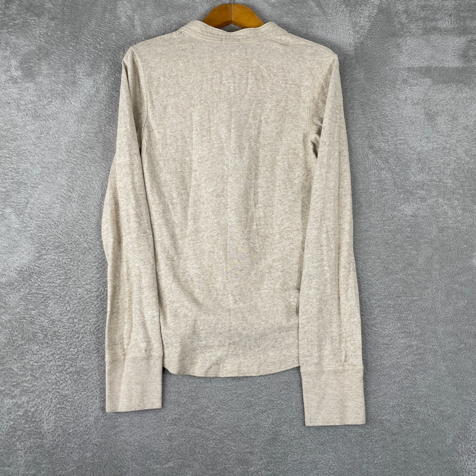 Abercrombie & Fitch Shirt Mens Medium Beige Henley Muscle Fit Y2K Preppy Logo