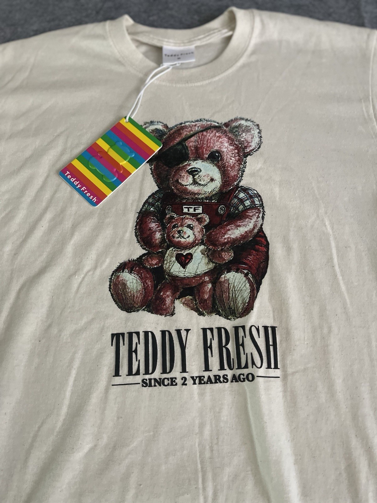 Teddy Fresh Bear Graphic T Shirt NWT Size M Cream 100% Cotton Unisex Streetwear