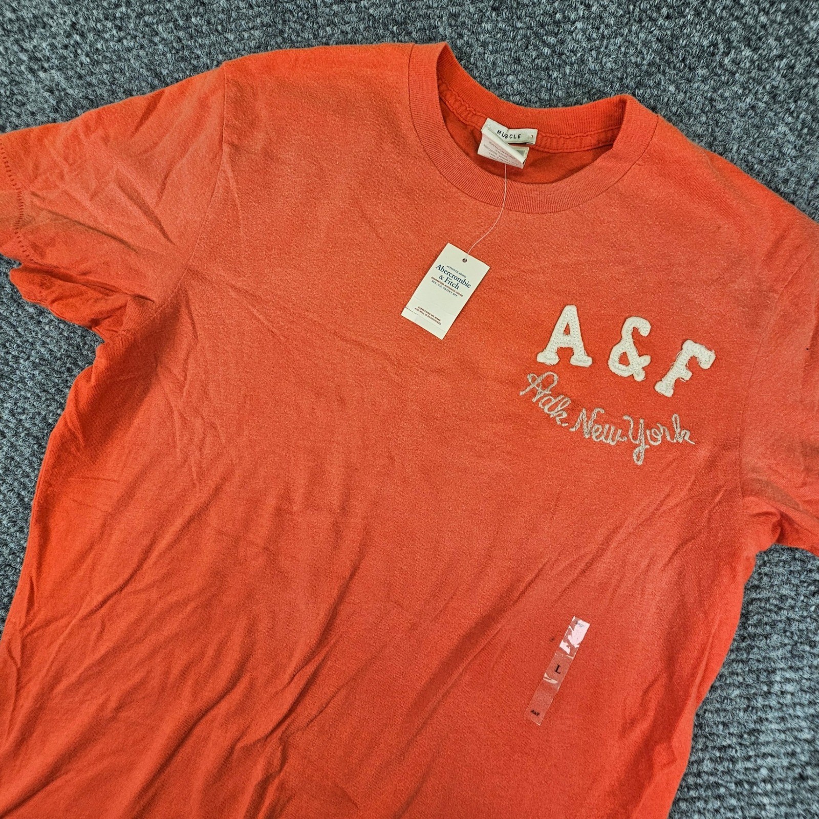 Abercrombie & Fitch Mens Orange Muscle Tee Vintage Applique New York Shirt L NWT