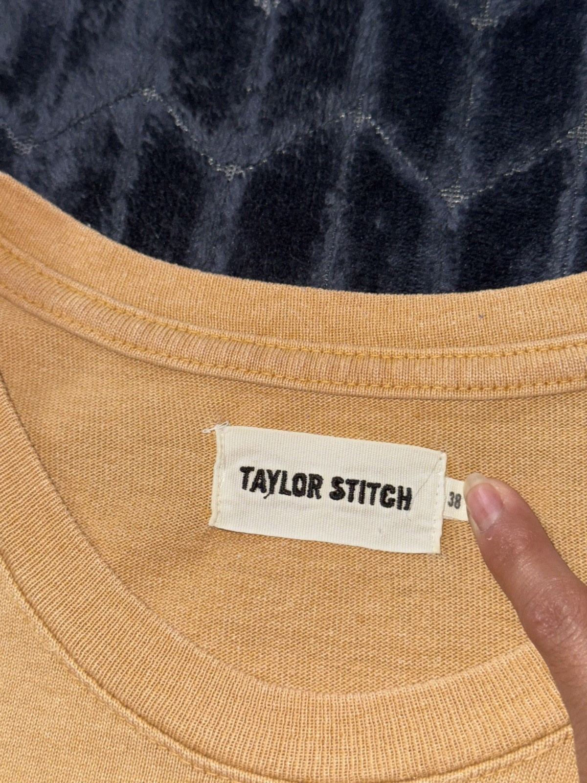 Taylor Stitch Men’s Crewneck The Heavy Bag Tee Front Pocket Sz 38
