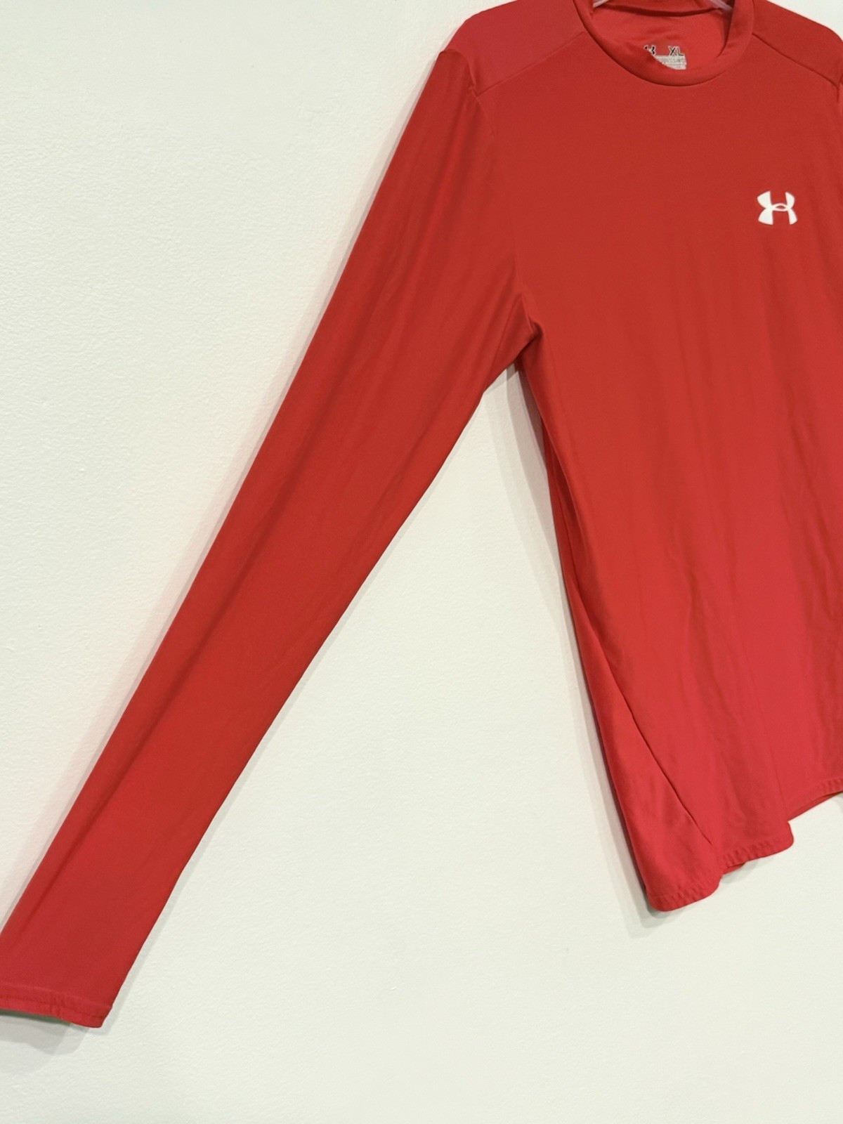 Under Armour HeatGear Men’s Compression Shirt Size XL Red Long Sleeve Top