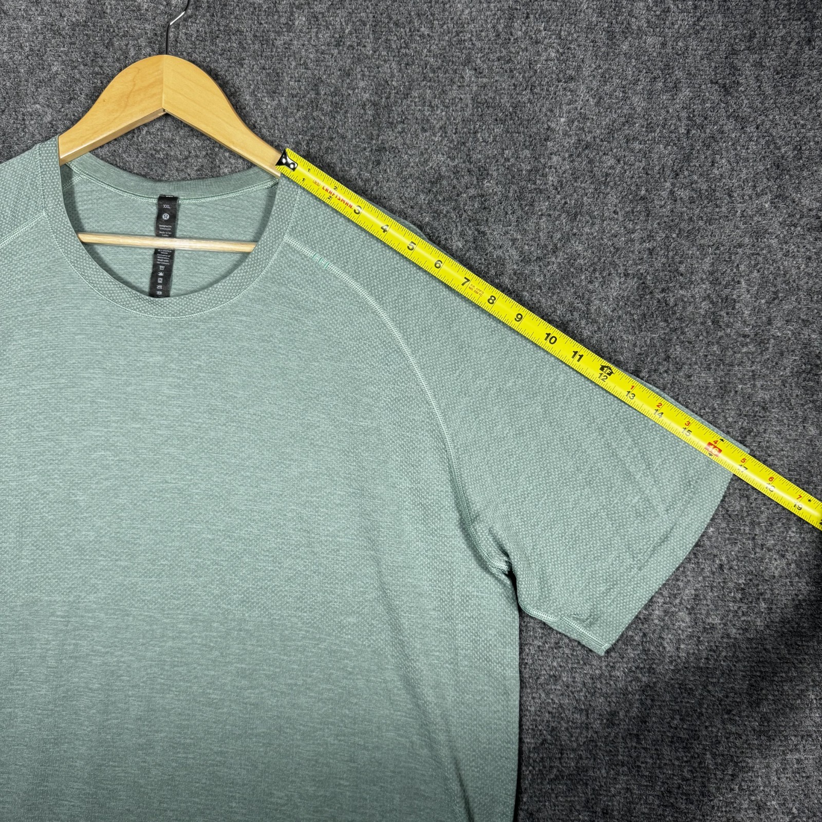 Lululemon Live In Practice Short Sleeve T Shirt Mens 2XL XXL Teal Gray Athletic
