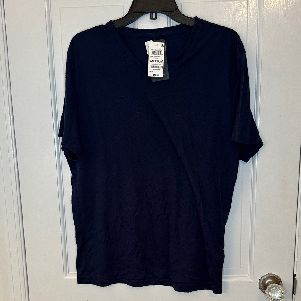 Alfani Navy Tshirt size M NWT Pilling