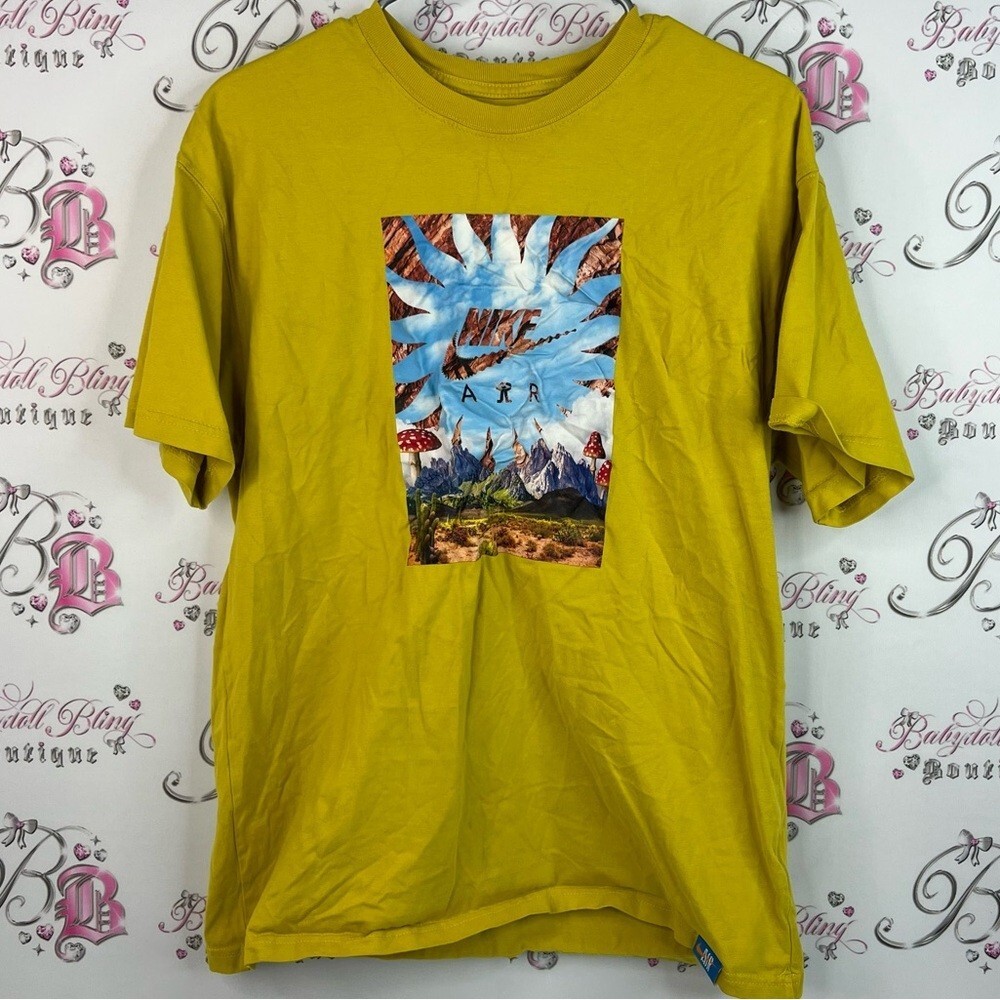 Nike air tshirt loose fit Graphic Tee yellow blue mushrooms Yellow