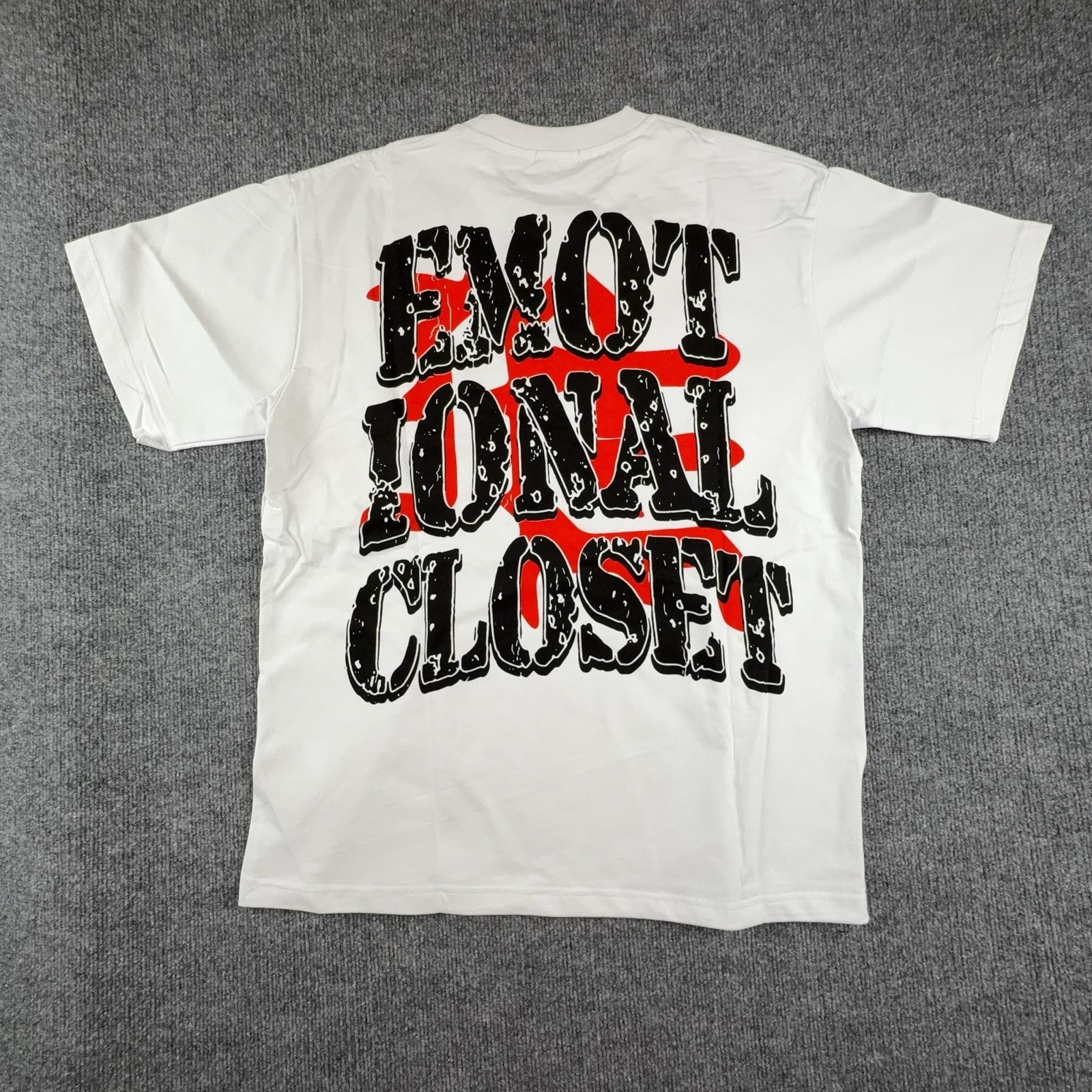 Mixed Emotion Shirt Mens Medium White Alien Space Graphic Emotional Closet Tee
