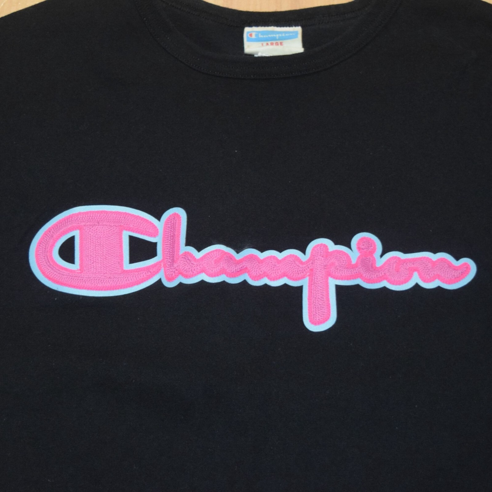 CHAMPION Men’s Sz L Embellished Tee T-SHIRT