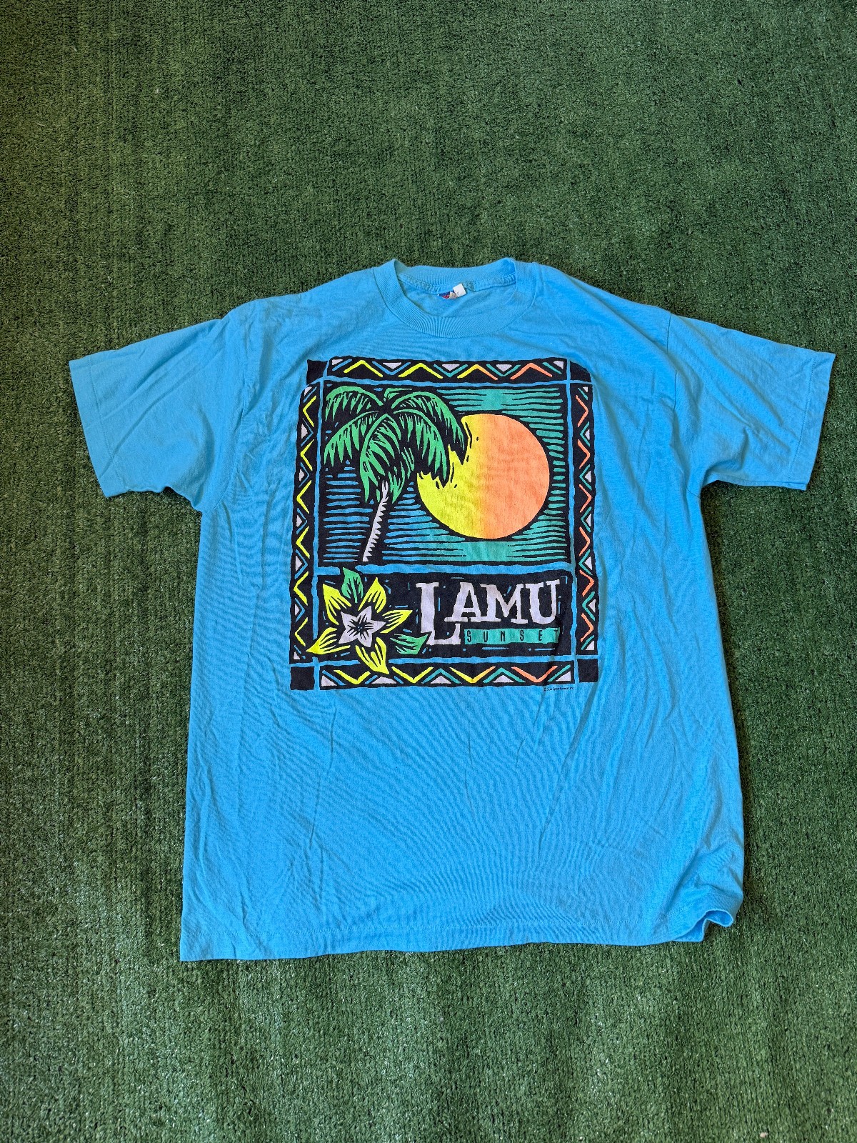 Vintage 90s LAMU ISLAND KENYA SUNSET T-Shirt XL Surfer Surf Wear Beach Tee