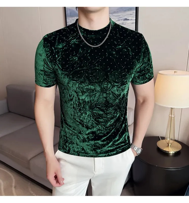 Summer Velvet Pleated Hot Stamping T-shirt for Men’s Fashion Versatile Slim Fit